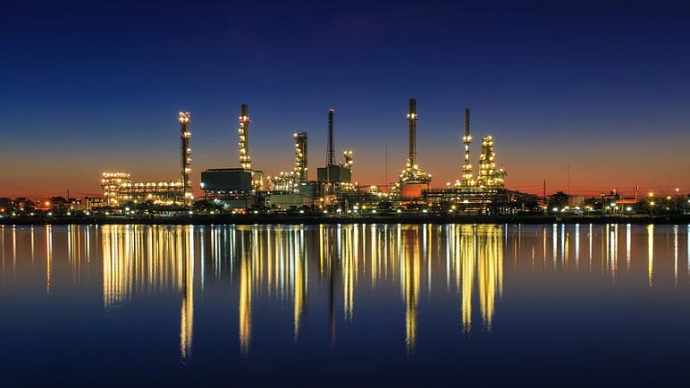 Dynamic Excellence In A Refinery-Based Company